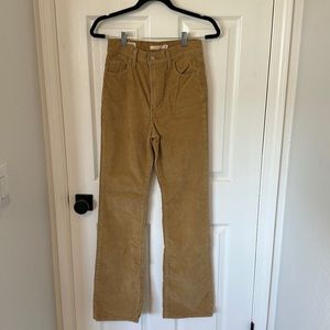 Levi’s ribcage boot corduroy size 26